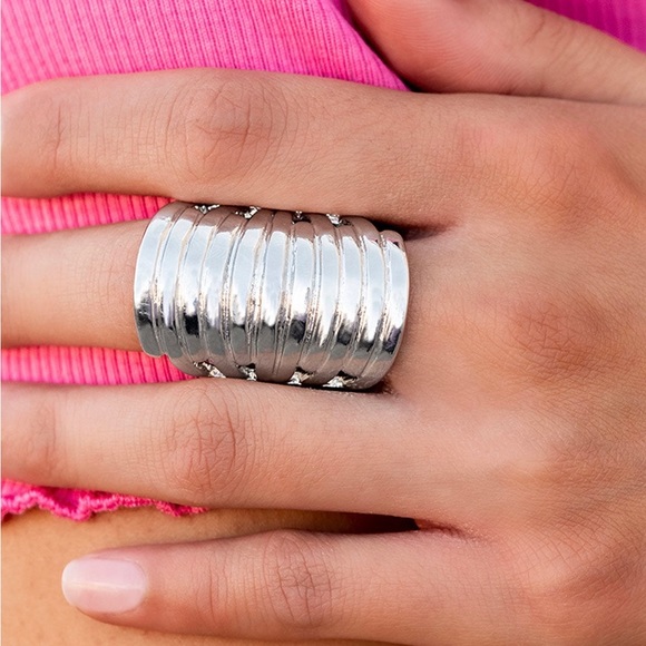 $1 a piece if you purchase all, $2 if sold separately (500 pieces) - Picture 4 of 5